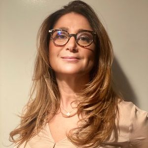 Meet your Posher, Leila